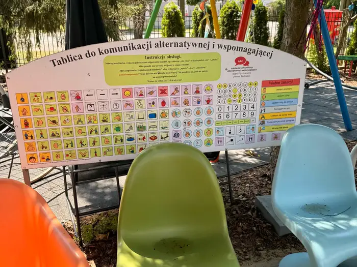 Ogród terapeutyczno-sensoryczny i plac zabaw Ooniwerka.